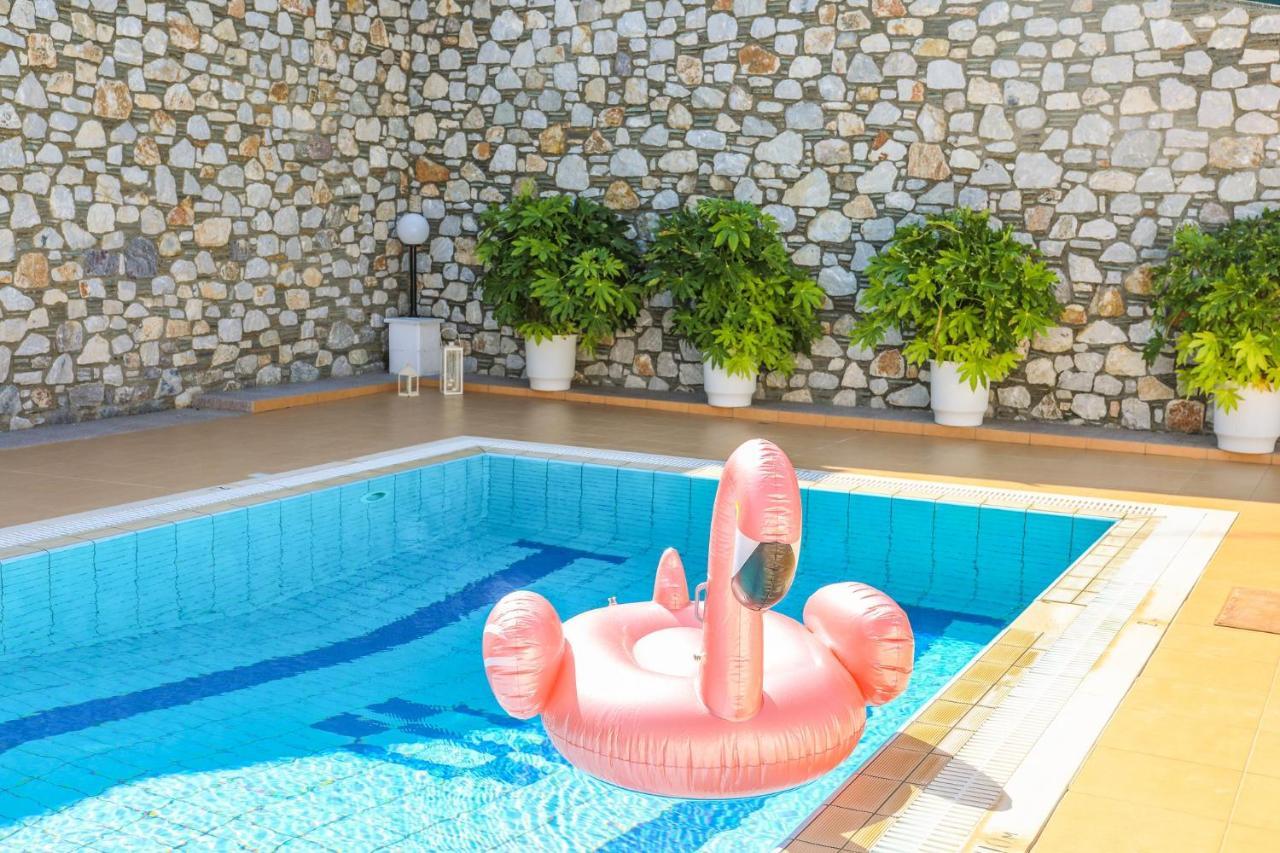 Villa Mitzelos Moni Evaggelistrias Dış mekan fotoğraf