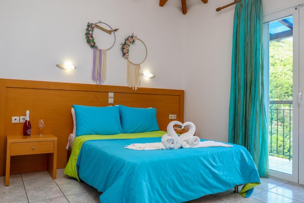 Villa Mitzelos Moni Evaggelistrias Dış mekan fotoğraf