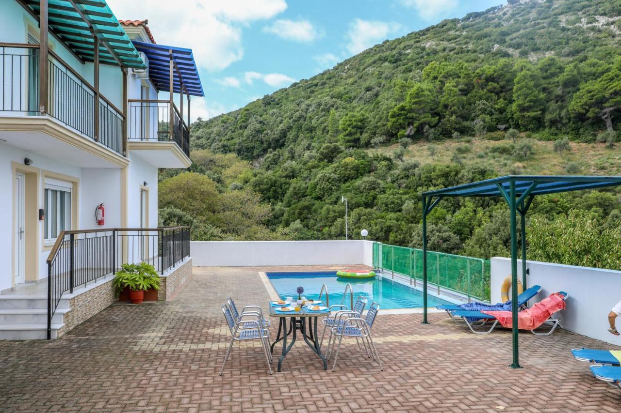Villa Mitzelos Moni Evaggelistrias Dış mekan fotoğraf
